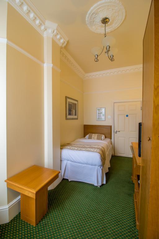 A Park View Hotel Wolverhampton Eksteriør billede